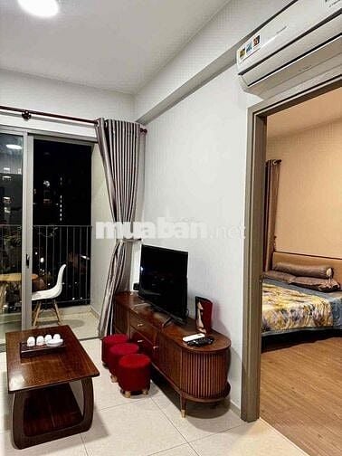 Cho thuê 69m2 - giá 10 triệu - full nội thất - có bancon lớn