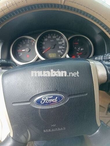 Ford everest đẹp 2011 tiết kiệm bền bỉ  1460000 km