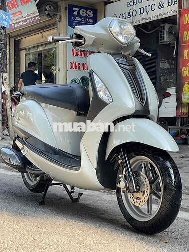 GRANDE xe 1 chủ dùng từ mới