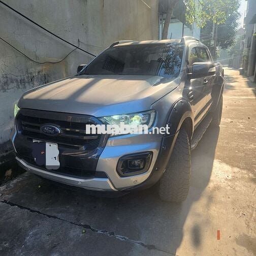 3 145 2018 Wildtrak 2.0L 4x2 AT - 103000 km