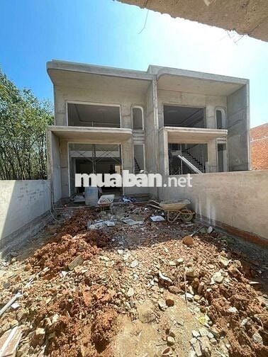 Nhà đẹp gác lửng chánh phú hoà diện tích 150m