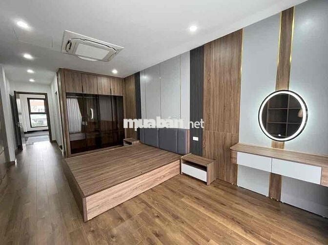 HOT NHÀ NGỌC THUỴ-VIEW HỒ-6T-Ô TÔ NGỦ NHÀ-ĐƯỜNG RỘNG-GẦN CHỢ , TRƯỜNG