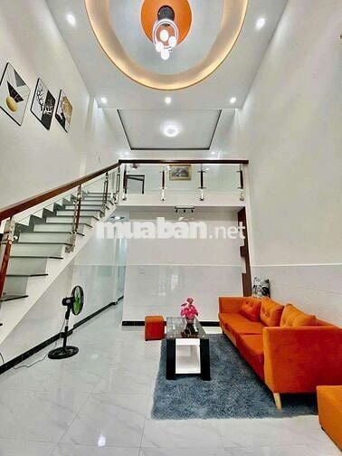 Nhà đẹp gác lửng chánh phú hoà diện tích 150m