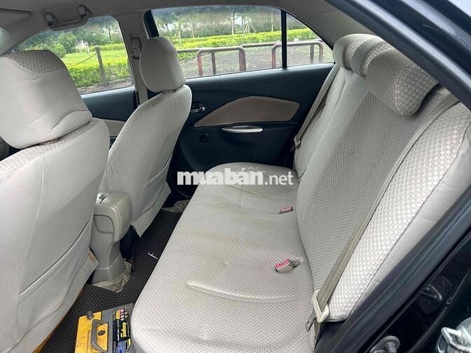 Toyota Yaris 2008 - 16 km