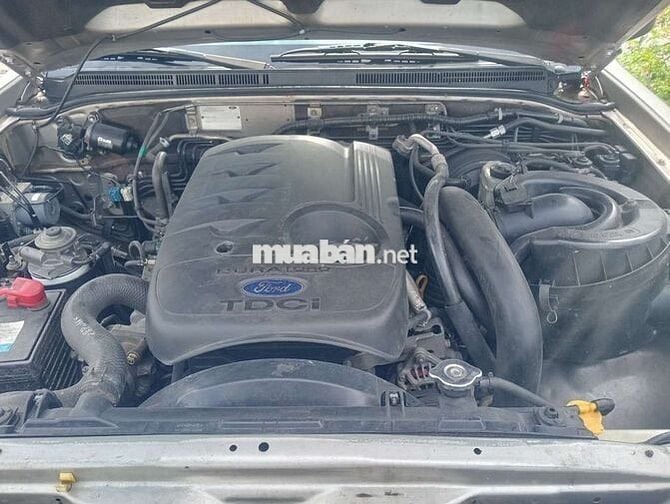 Ford everest đẹp 2011 tiết kiệm bền bỉ  1460000 km