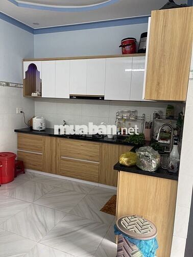 Bán nhà mặt tiền hai mặt tien nha long đien