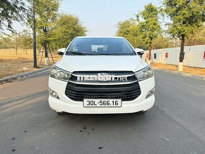 Invova nồi đồng cối đá vừa đi vừa phá k hỏng