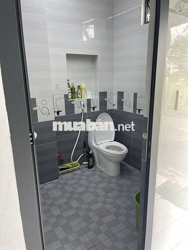 Bán nhà mặt tiền hai mặt tien nha long đien