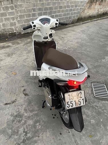 Cần bán visson 2017 máy zin 1 chủ