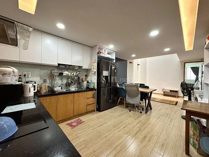 Cần bán gấp hẻm 5m khu nội bộ Hai Bà Trưng,Q.1.DT 4 x18, 5 tầng, 20 tỷ