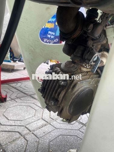 xe đi bốc . máy móc êm ru