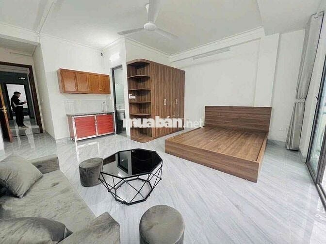 Cho thuê căn hộ mới khai trương ban công cực thoáng quận 10