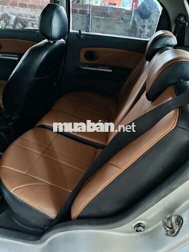 Cần bán con xe gia đình đang sử dụng. Máy hoạt độn