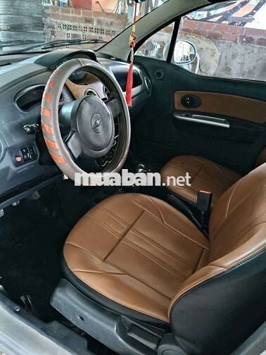 Cần bán con xe gia đình đang sử dụng. Máy hoạt độn