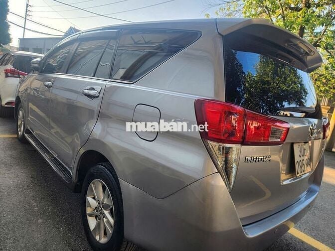 Toyota Innova 2017 2.0G - 166275 km