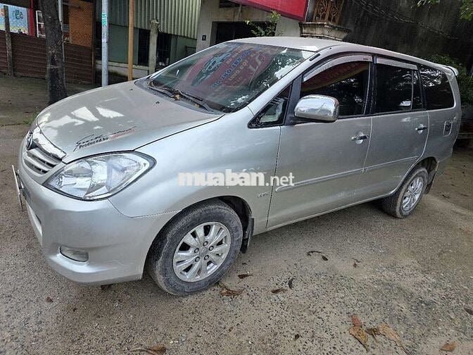 Toyota Innova 2009 G Bạc