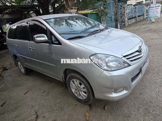 Toyota Innova 2009 G Bạc