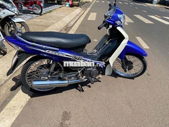 SYM Elegant 50 Xanh trắng