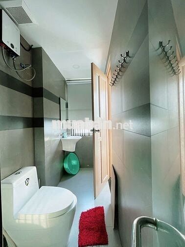 Cho thuê căn hộ 1 phòng ngủ, 55m2, cách biển Mỹ khê 700m