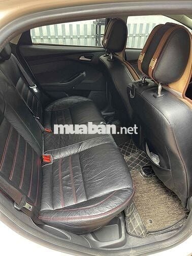 Ford Focus 2015 Trend 1.6 AT Hatchback - 120000 km