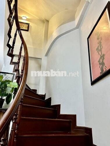 Cho thuê nhà riêng Ngõ Quỳnh, Bạch Mai - 42m2 - 5 tầng -12tt