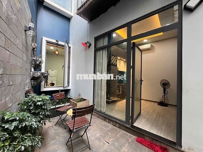 CHO THUÊ CĂN HỘ Q1- (CHỢ BẾN THÀNH)- 1PN+ SÂN VƯỜN - GIẶT SẤY RIÊNG