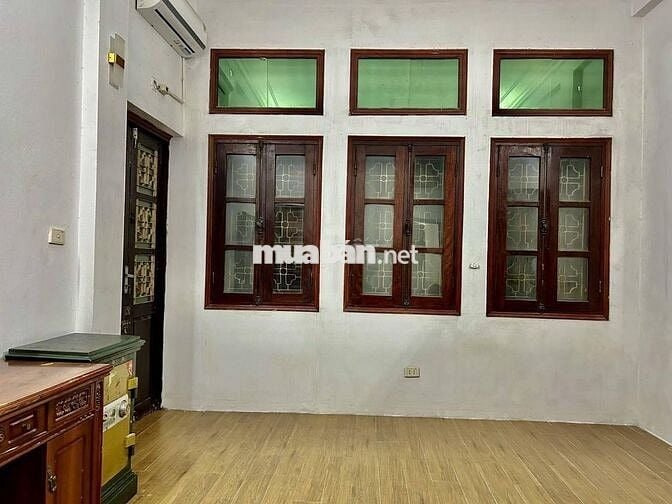 Cho thuê nhà riêng Ngõ Quỳnh, Bạch Mai - 42m2 - 5 tầng -12tt