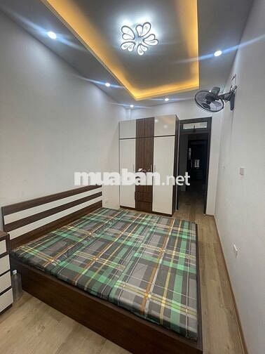 Cho thuê hà riêng phố Thọ Lão - 40m2 - 4 tầng - 5 ngủ