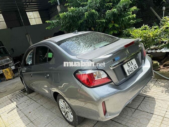 Mitsubishi Attrage 2020 1.2 CVT - 13000 km