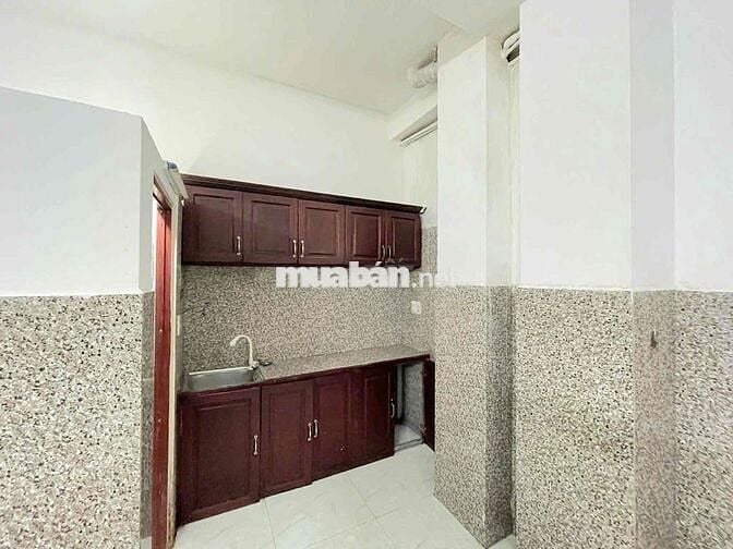 NHÀ NGUYÊN CĂN QUẬN 11 – NGAY TRẦN QUÝ