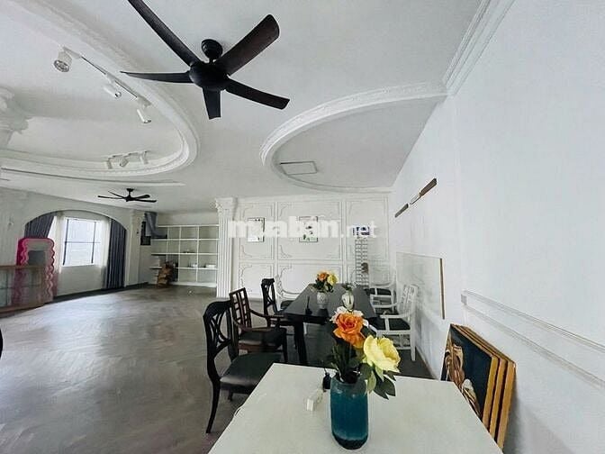 🏡 Biệt Thự Sân Vườn Cực Đẹp Bến Thành – 350m²  NGUYỄN TRÃI QUẬN 1