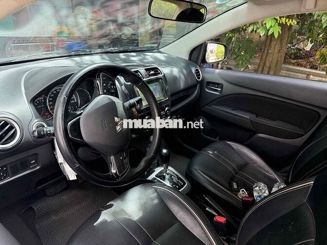 Mitsubishi Attrage 2020 1.2 CVT - 13000 km