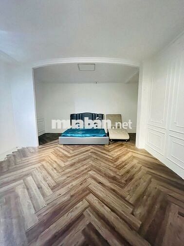 🏡 Biệt Thự Sân Vườn Cực Đẹp Bến Thành – 350m²  NGUYỄN TRÃI QUẬN 1