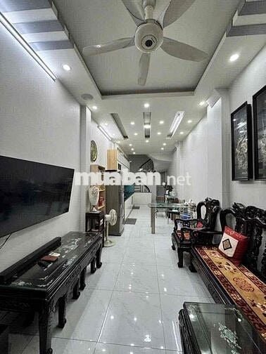 NHÀ TỨ LIÊN - NGÕ THÔNG - GẦN Ô TÔ, FULL NỘI THẤT 45M2