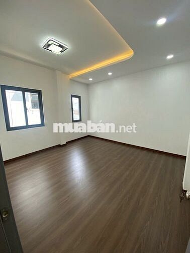 CƠ HỘI ĐỘC NHẤT! NHÀ 3 LẦU HÒA HƯNG Q.10 - 39.6M2 - CHỈ 6.4 TỶ TL