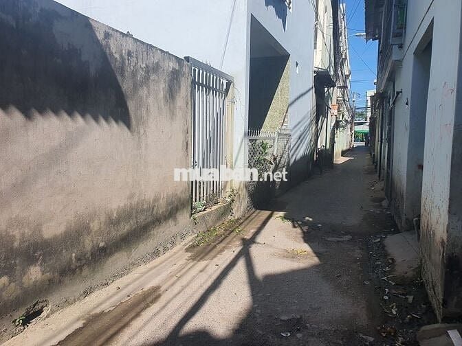 68m2 đất thổ cư (mặt tiền hẻm 6789)