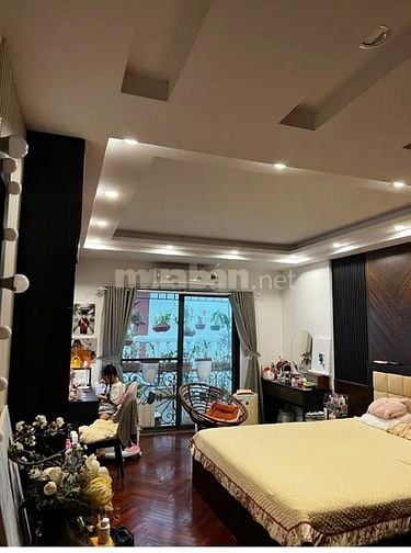 Bán nhanh nhà Thái Hà, Thang Máy, 6 tầng, 52m, 4,3MT, giá 20,9 tỷ