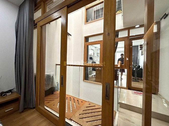 Cần bán gấp hẻm 5m khu nội bộ Hai Bà Trưng,Q.1.DT 4 x18, 5 tầng, 20 tỷ