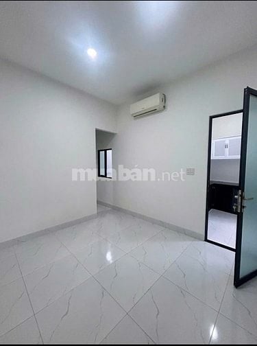 Bán nhà  góc 2MT-ôtô đậu cửa-DT80m2-2PN-2WC-vĩnh Hải-Nha Trang-chỈ 3T8