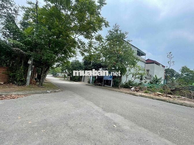 CC CẦN TIỀN LÀM NHÀ BÁN ĐẤT TÁI ĐỊNH CƯ VAI RÉO HOÀ LẠC ĐÓN SÓNG METRO