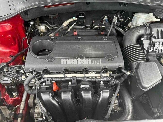 Hyundai Santa Fe 2016 2.4 AT 4 WD - 100000 km