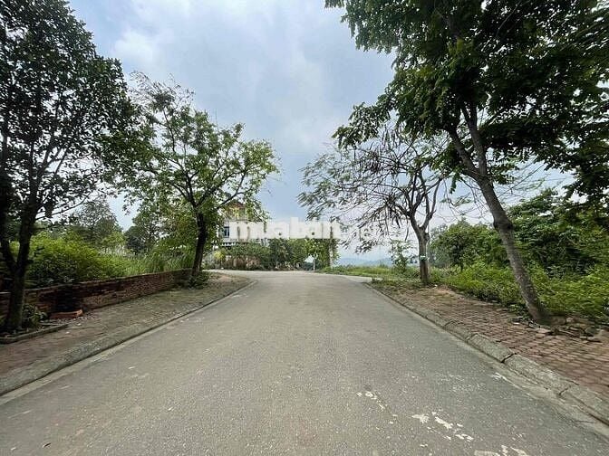 CC CẦN TIỀN LÀM NHÀ BÁN ĐẤT TÁI ĐỊNH CƯ VAI RÉO HOÀ LẠC ĐÓN SÓNG METRO