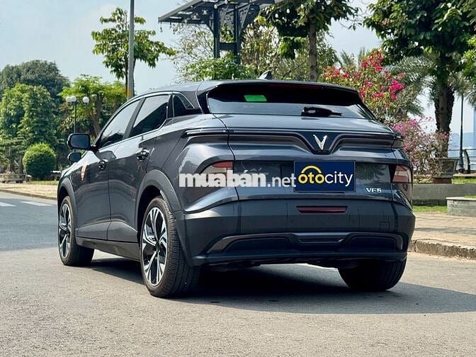 VinFast VF6 Plus 2025 - Màu xám - 1v6km - Mua pin