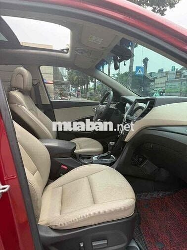 Hyundai Santa Fe 2016 2.4 AT 4 WD - 100000 km