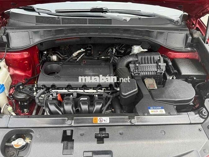 Hyundai Santa Fe 2016 2.4 AT 4 WD - 100000 km