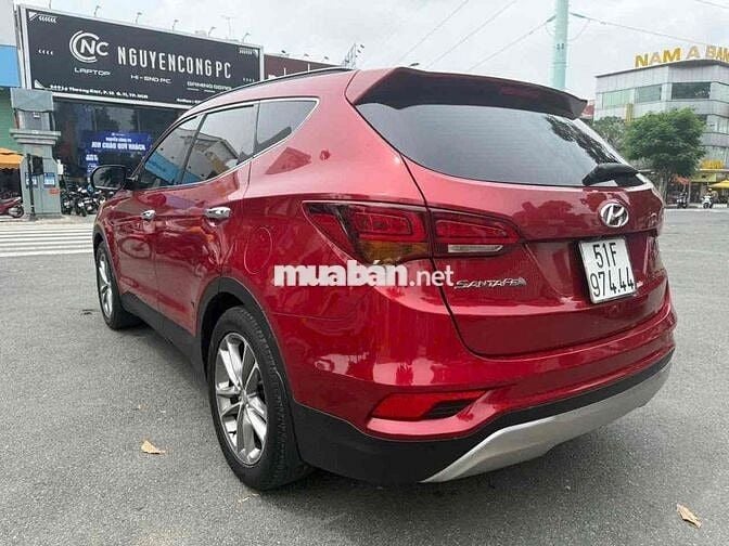 Hyundai Santa Fe 2016 2.4 AT 4 WD - 100000 km