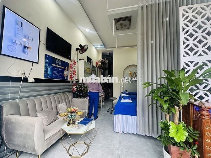 Cho thuê nhà nguyên căn mặt tiền 287 Song Hành Tân Hưng Thuận