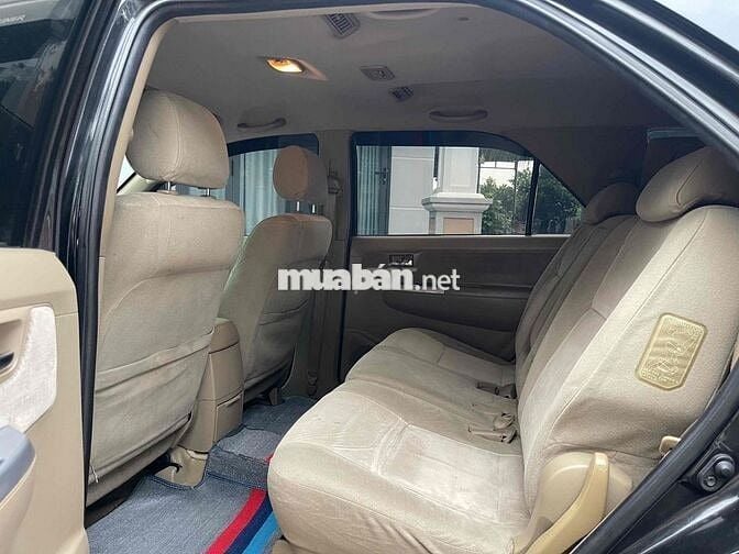 Toyota Fortuner 2010 2.5 G Máy dầu số sàn