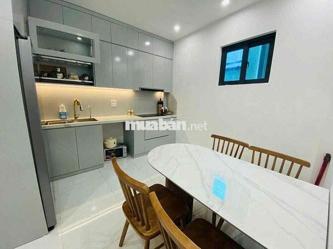 Chính chủ cho thuê nhà nguyên căn 4 tầng full nội thất mới