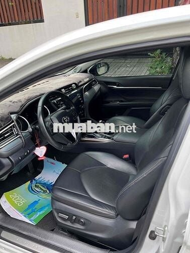 Toyota Camry 2021 - 98000 km